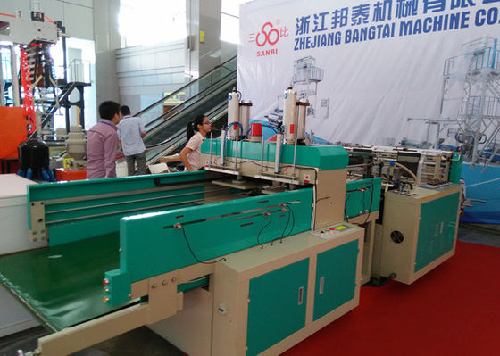 China De nieuwe Zak die van de de Lijnen Plastic T-shirt van de Voorwaardenhoge snelheid Dubbele Machine maakt leverancier